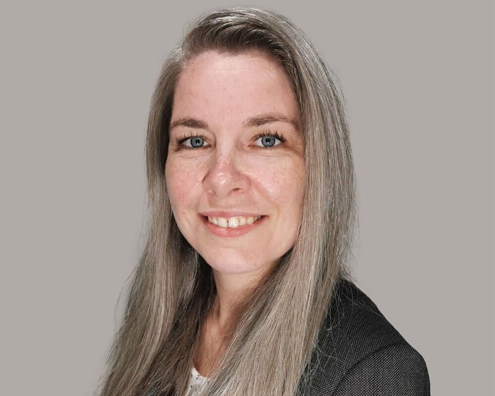 Dr. Christin Schifani