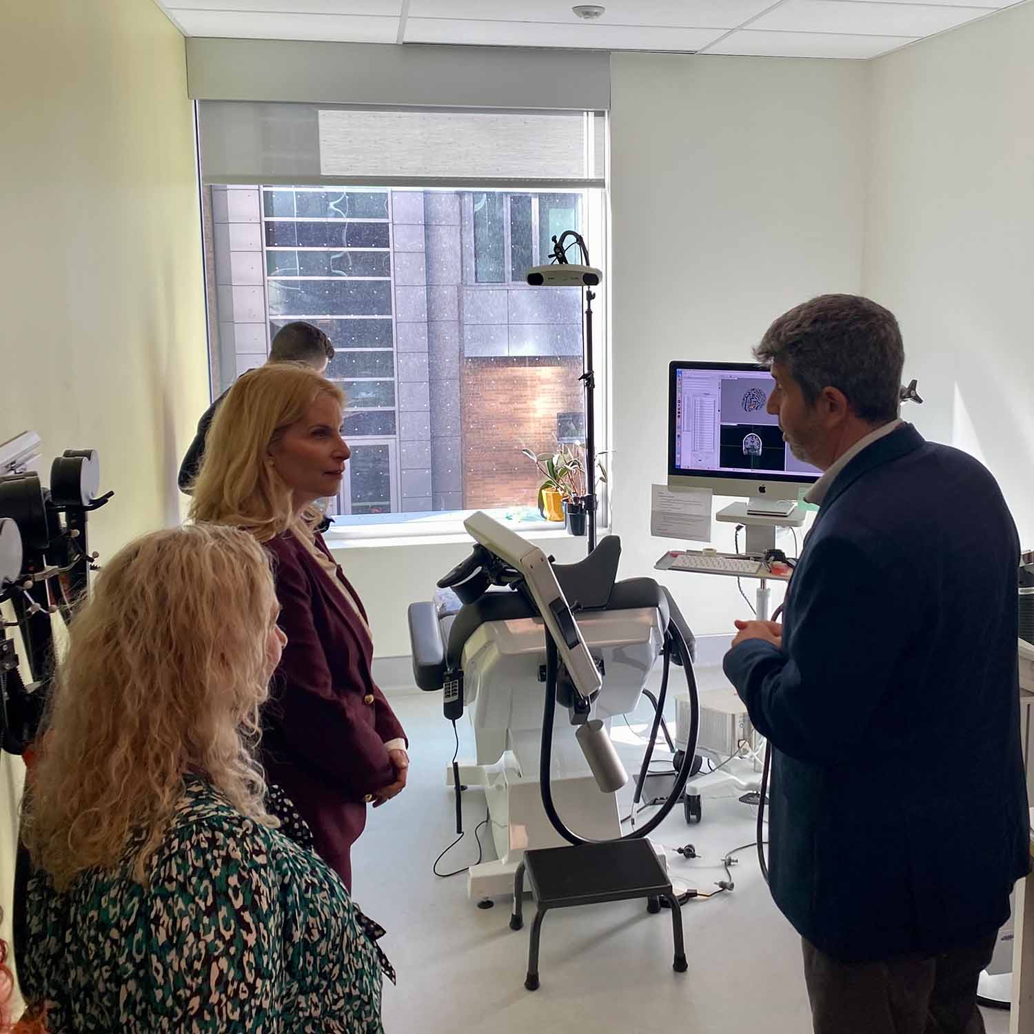 Demo of rTMS at the Temerty Centre